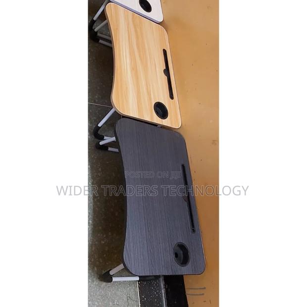 Breakfast Table/Work Table
Material - main view