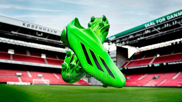 Adidas Speedportal Laceless Football Boots