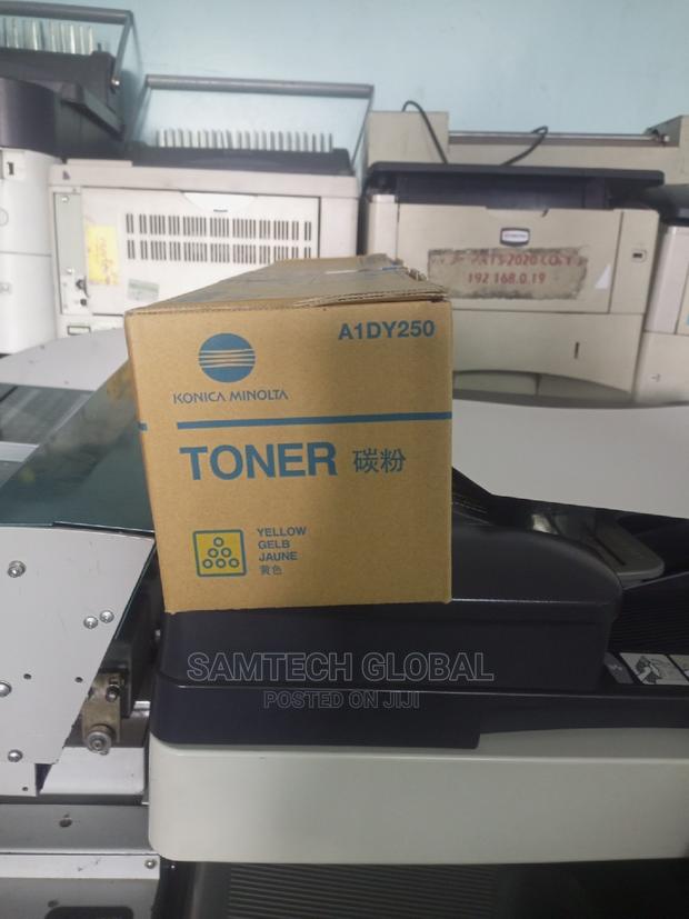 Yellow High Quality Tn615 Toner 