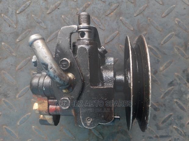 Mitsubishi L200 Power Steering Pump