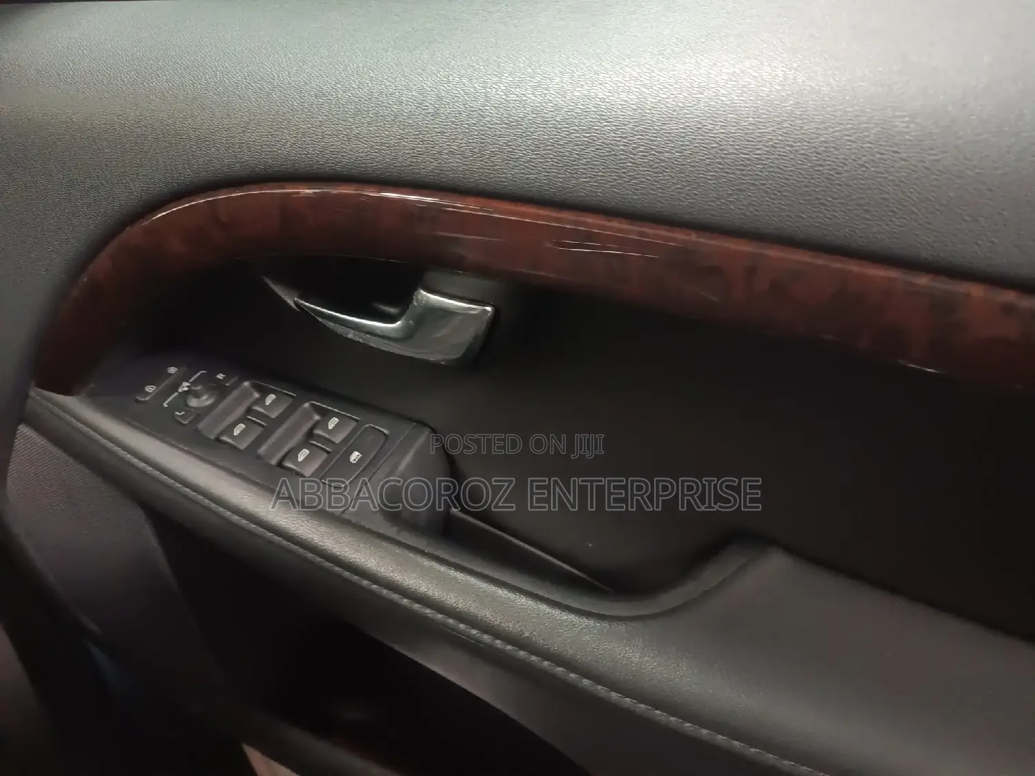 Volvo V70 2016 Gray