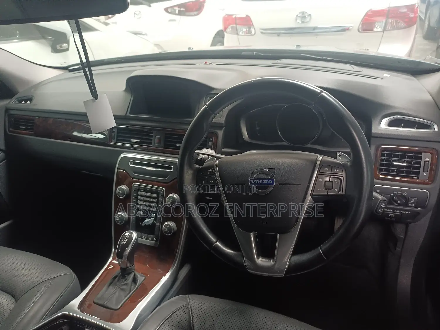 Volvo V70 2016 Gray