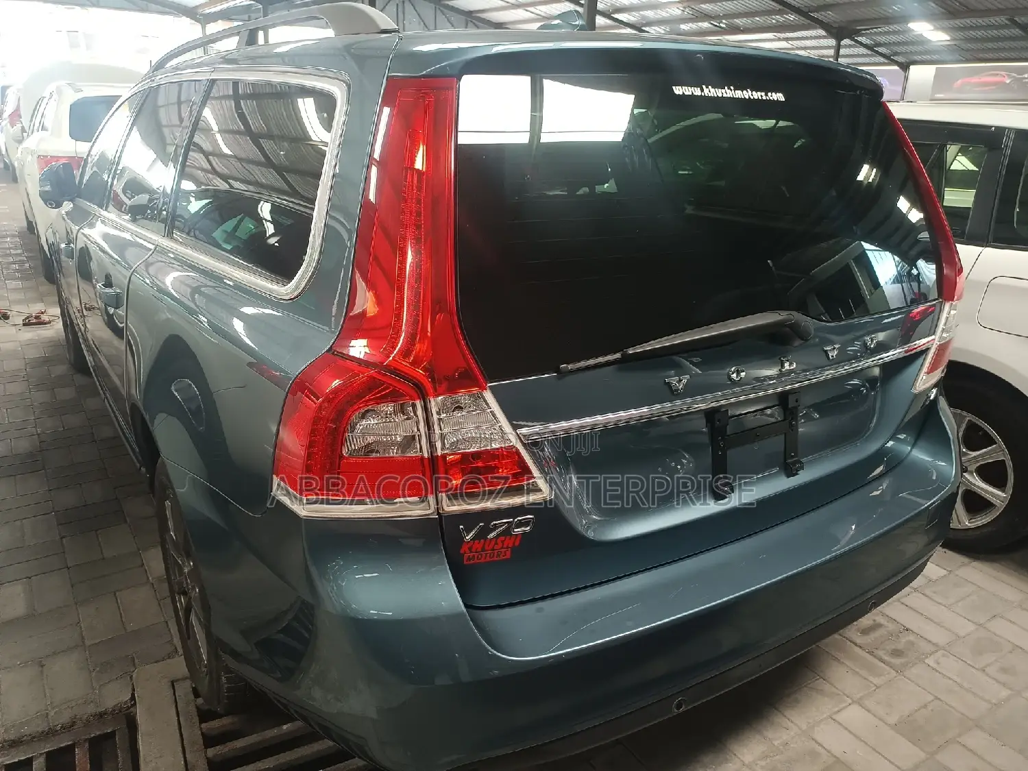 Volvo V70 2016 Gray