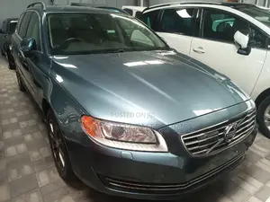 Volvo V70 2016 Gray