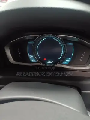 Volvo V70 2016 Gray