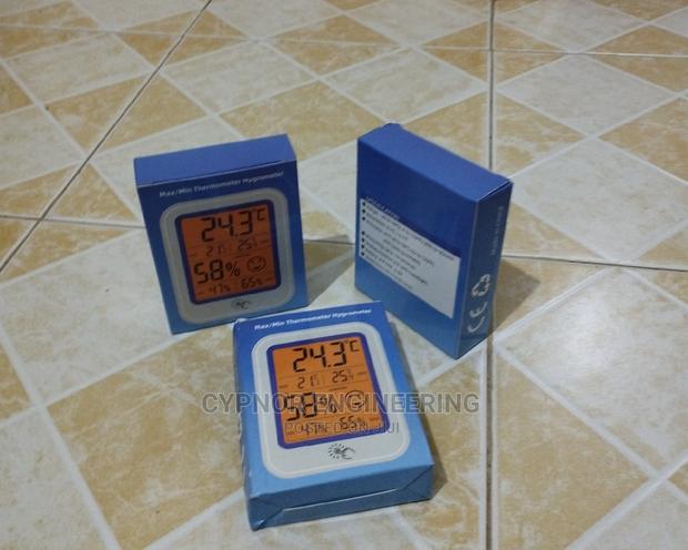 High Precision Hygrometer - main view