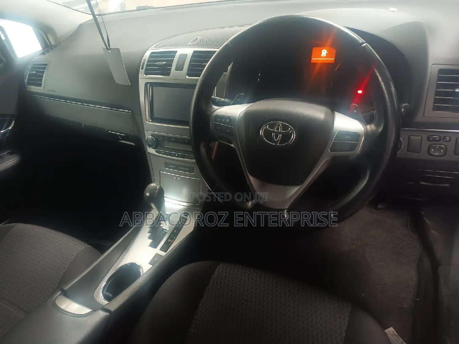 Toyota Avensis 2016 White