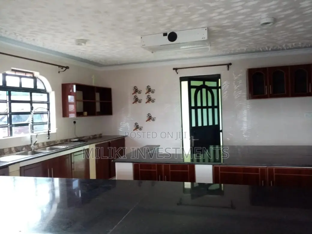 Furnished 4bdrm Maisonette in Githingiri, Thika CBD for sale