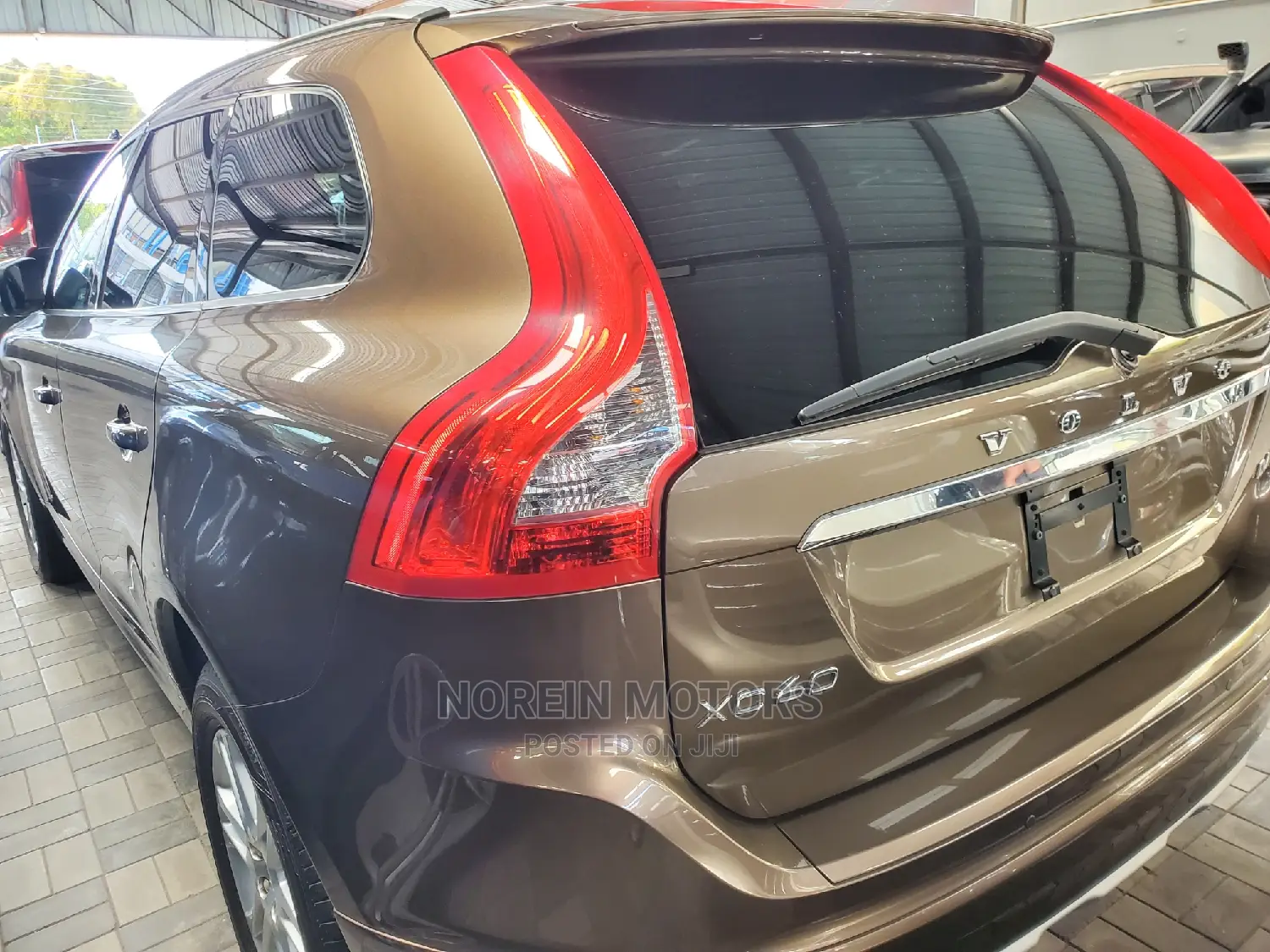 Volvo XC60 2016 Brown