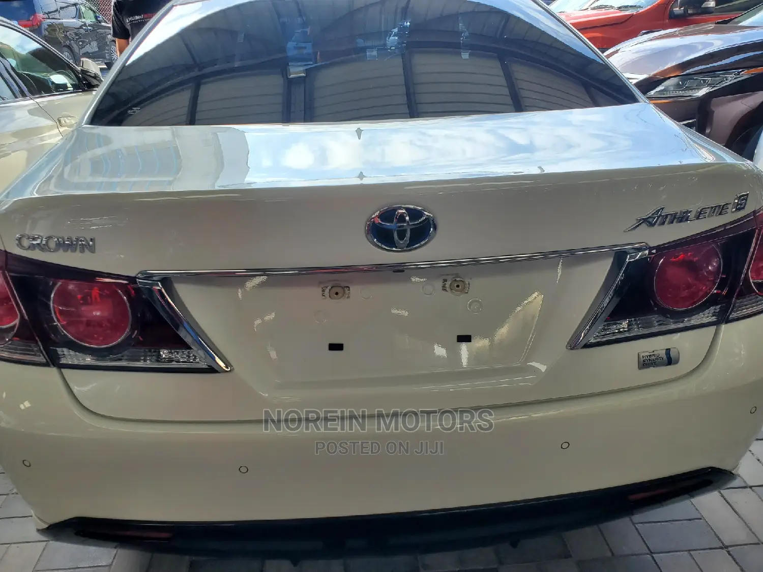 Toyota Crown 2016 Off white
