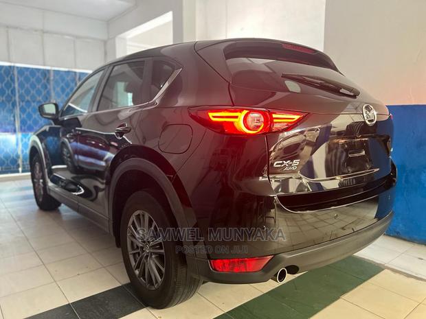 Mazda CX-5 Grand Select AWD 2017 Black - thumbnail 2
