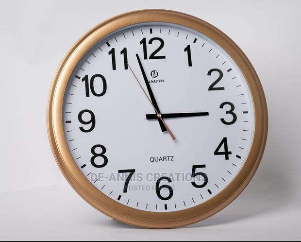 Customized 36cm Gold Ring Clock
