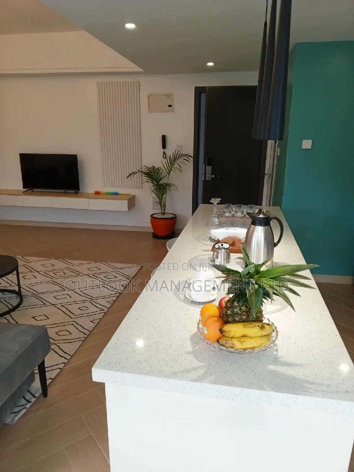 2 Bedroom Furnished Apartment to Let in Upperhill, Nairobi