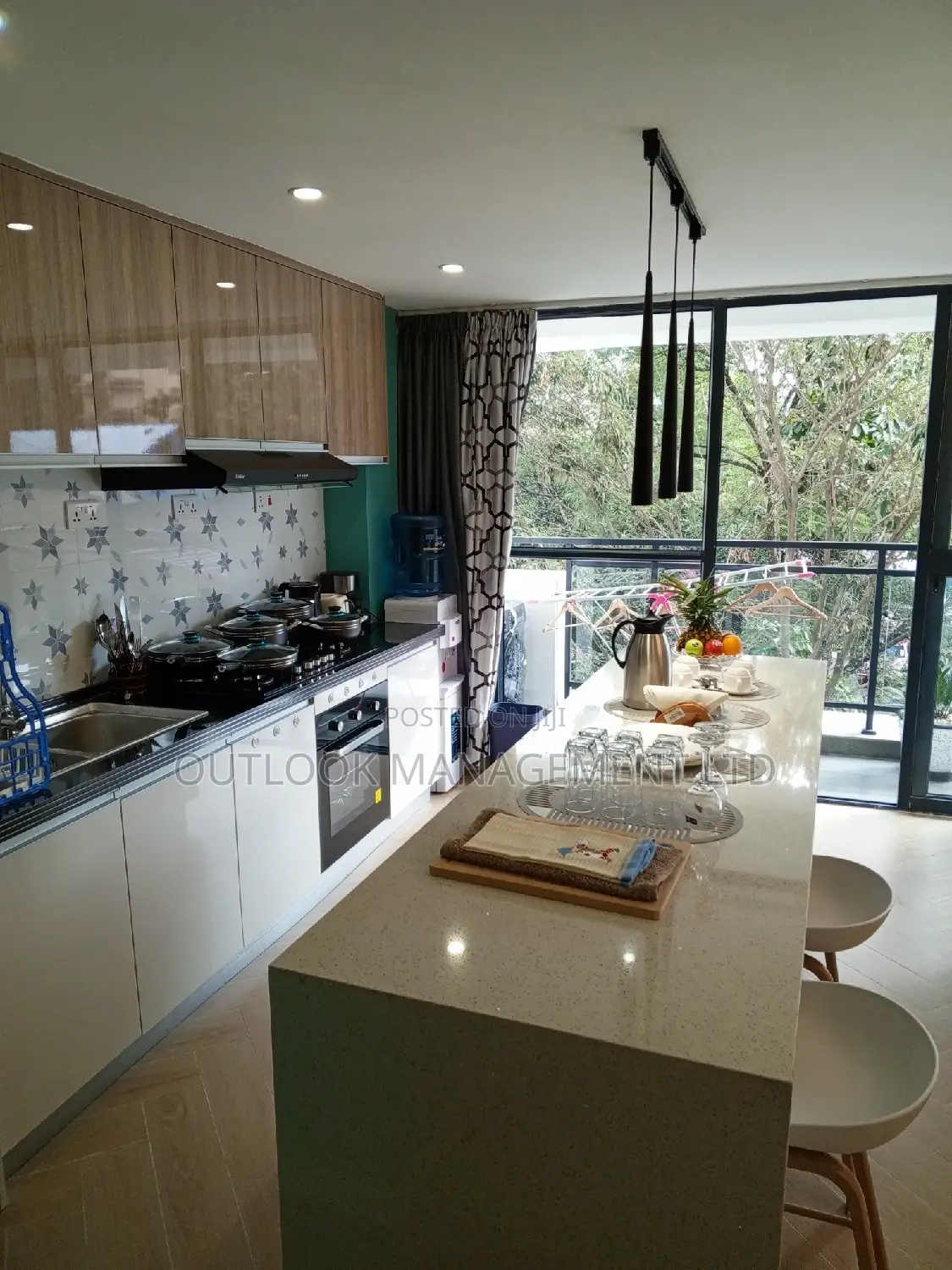 2 Bedroom Furnished Apartment to Let in Upperhill, Nairobi