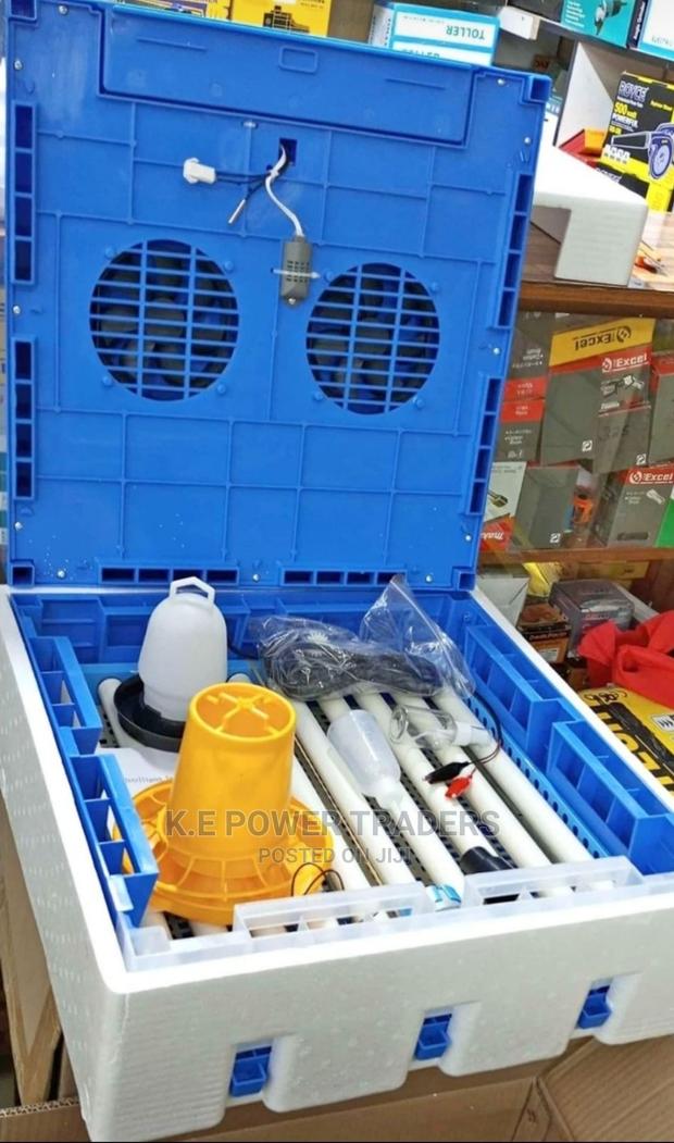 Drinker + Feeders Fully Automatic 64 Egg Incubators