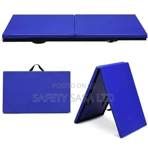 TRI-FOLD Aerobics Workout Floor Mat - thumbnail 3