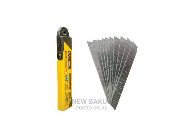 Uyustools 10 PCS Set of Utility Knife Blades 18mm