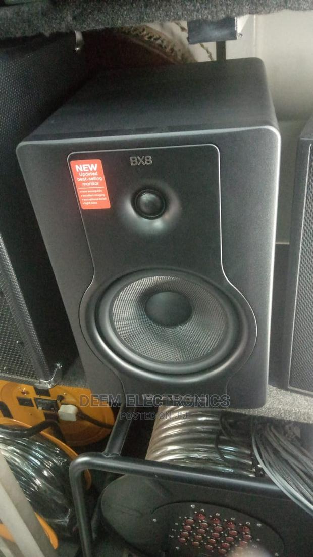 Studio Monitors BX8 M-Audio