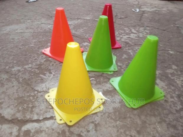 7 Inches Training Cones - thumbnail 2