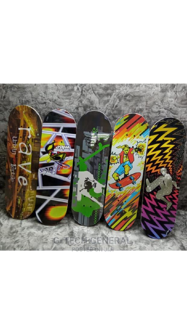 Medium Sized Skateboard (68cm Length) - main view