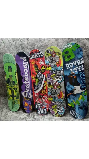 Larger Size Skateboard (77cm in Length)