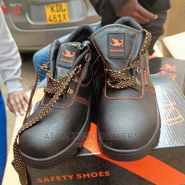 Safety Boots Black In Colour - main view