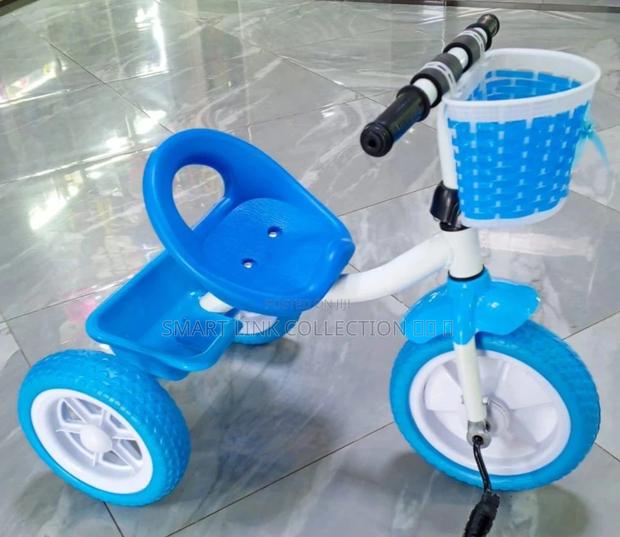 Tricycle With Basket - thumbnail 2
