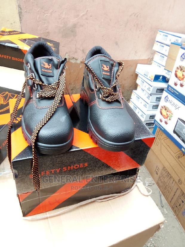 Safety Boots *Safety Shoes*