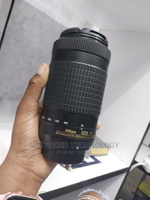 Nikon 70-300 Mm Dx - main view