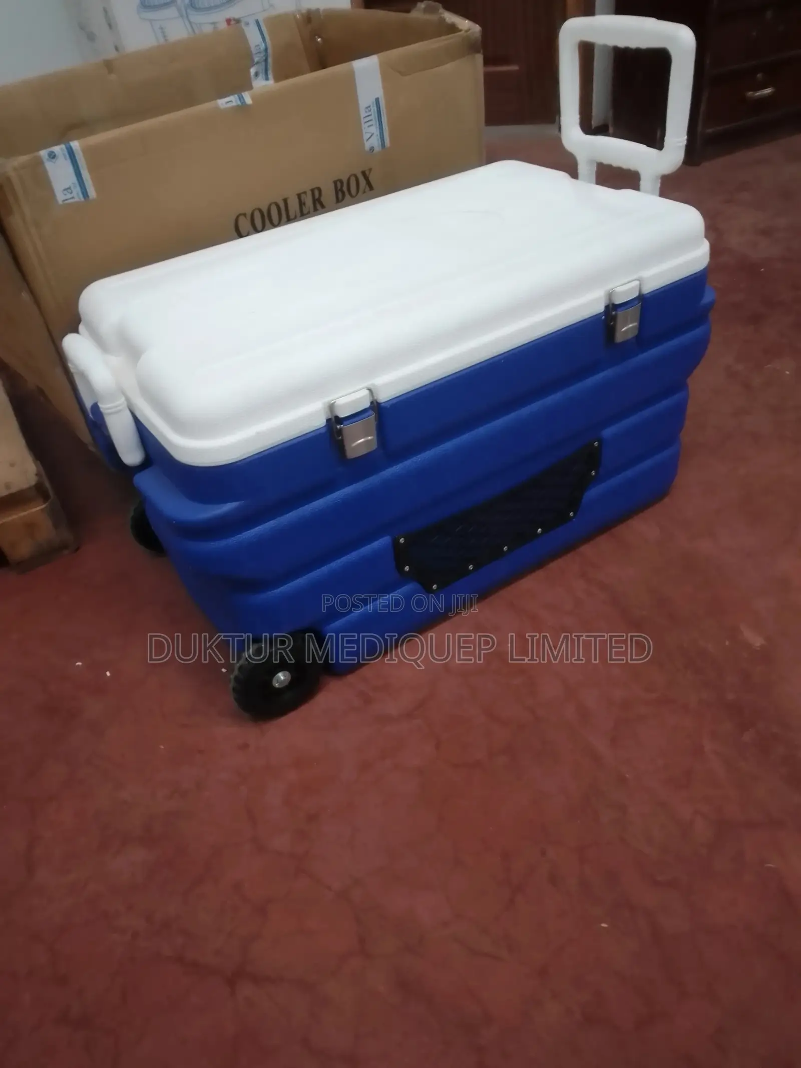 Blood Carrier Ice Box Cooler With Wheels - 90 Litres