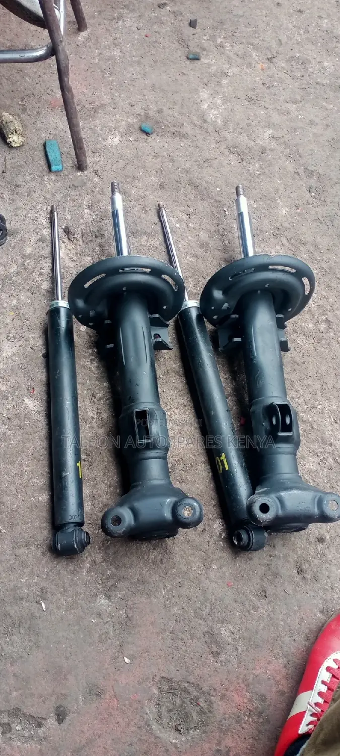 W204 Shocks Front and Rear