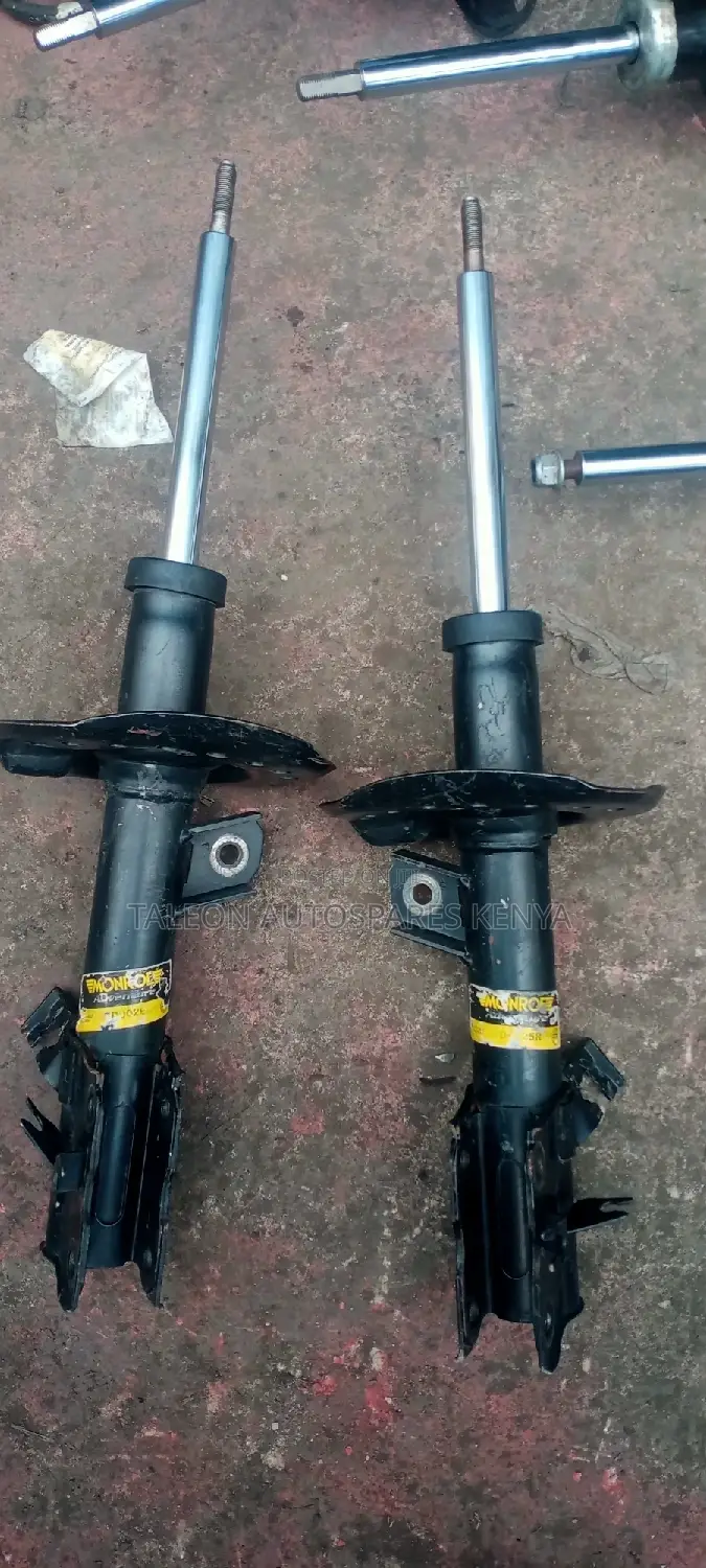Nissan X-Trail Front Shocks