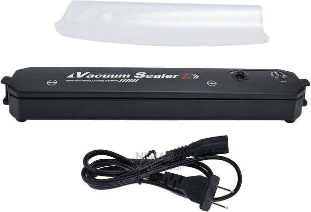 Food Vacuum Film Sealing Packaging Machine