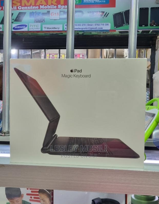 Magic Keyboard for iPad Pro 11-Inch (4th Generation) - thumbnail 2