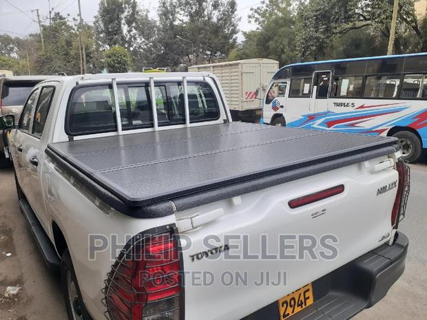  Hard Tri Fold Tonneau Cover