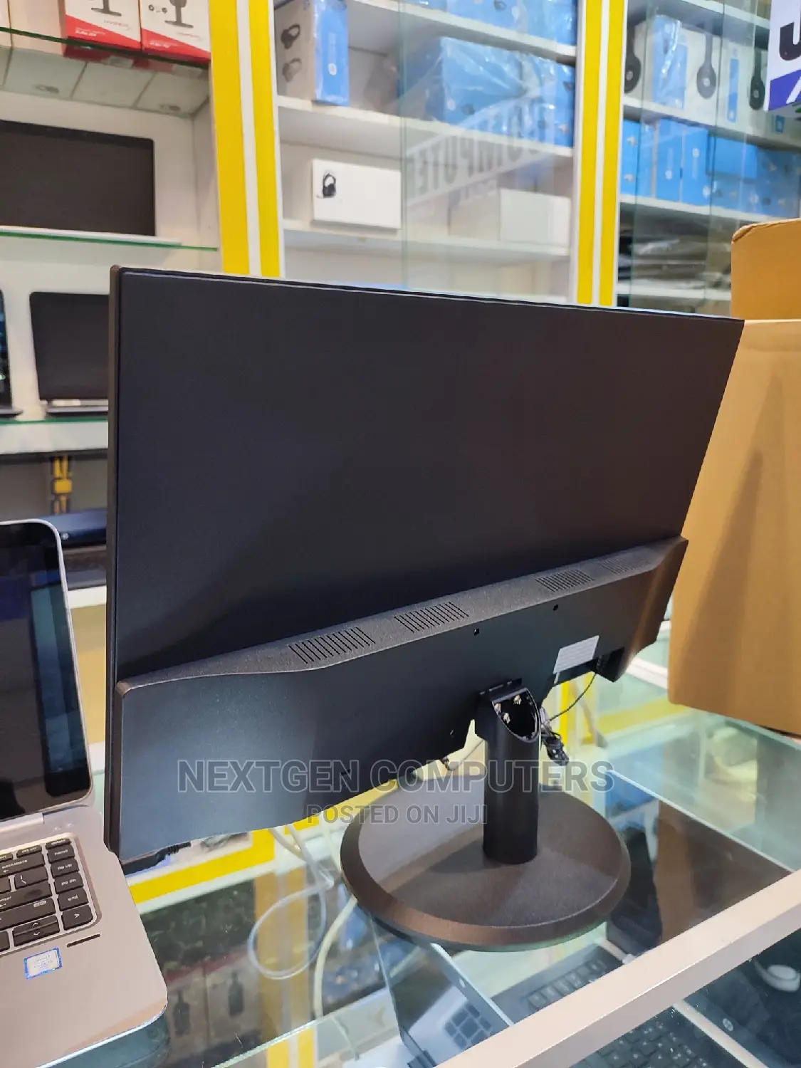 Dahua LM22-H200 22inch Frameless FHD (1080p) 60hz Monitor