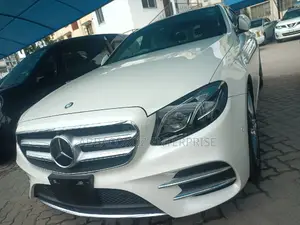 Mercedes-Benz E350 Base 4Matic Sedan AWD (3.5L 6cyl 7A) 2016 White