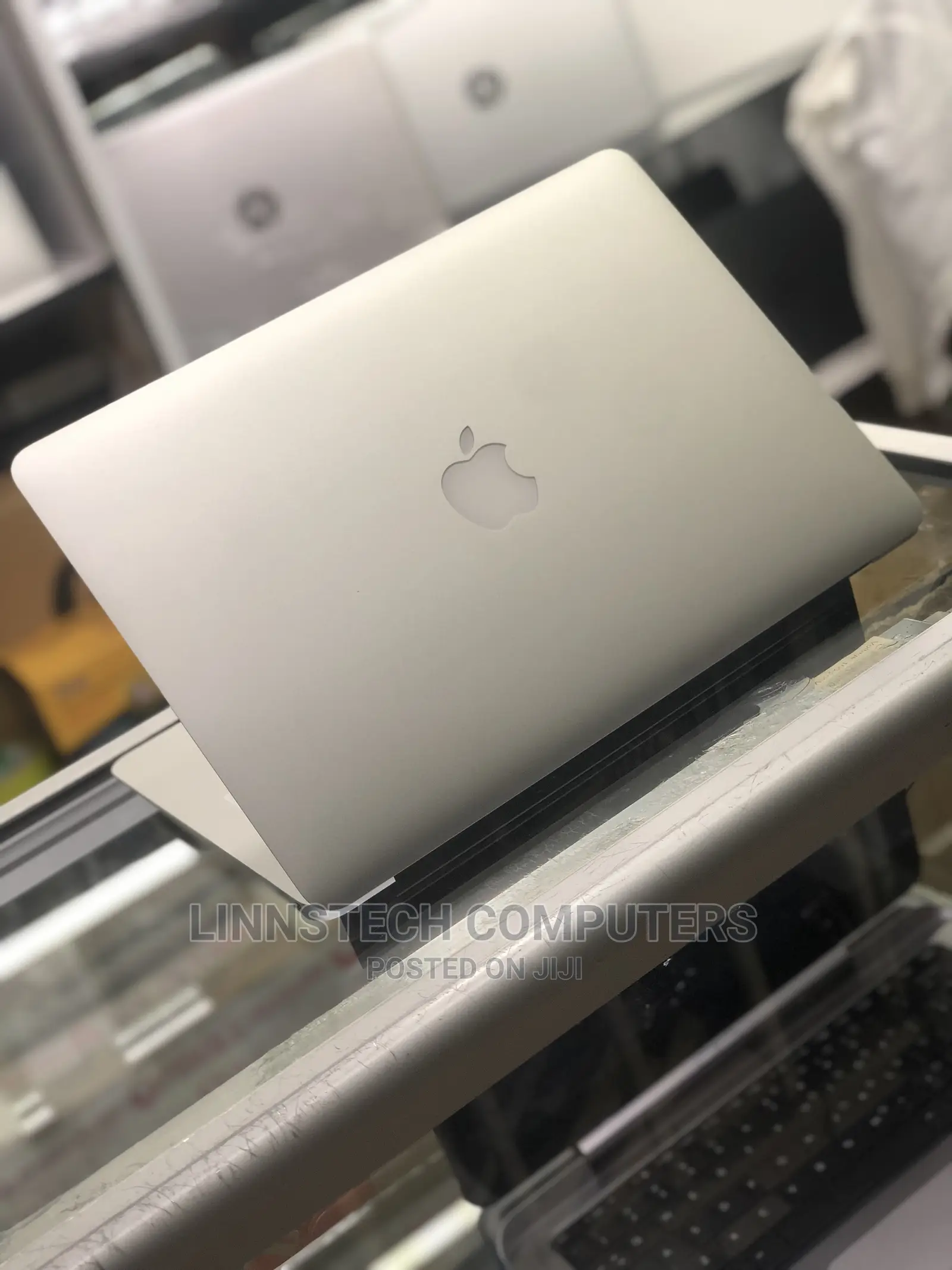 Laptop Apple MacBook Air 2017 8GB Intel Core I7 SSD 256GB