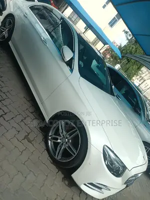 Mercedes-Benz E350 Base 4Matic Sedan AWD (3.5L 6cyl 7A) 2016 White
