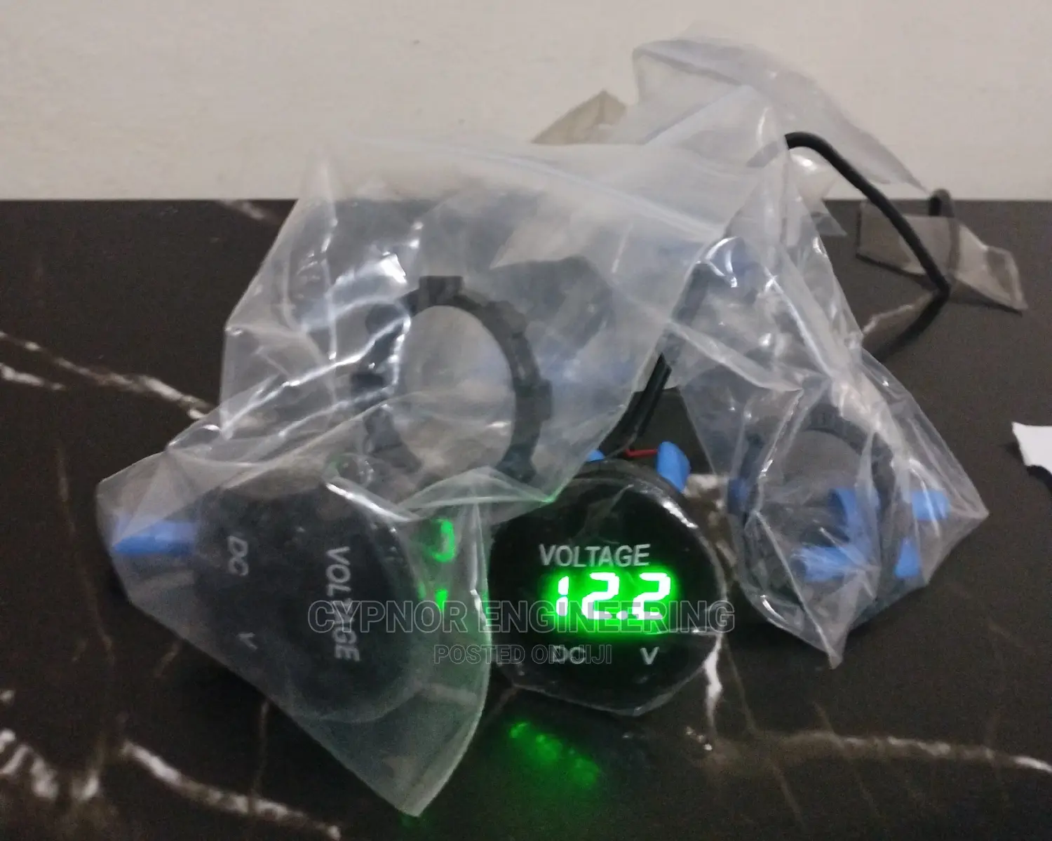 12v DC Voltmeter