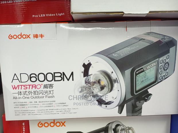 Godox Ad600bm Video Light - main view