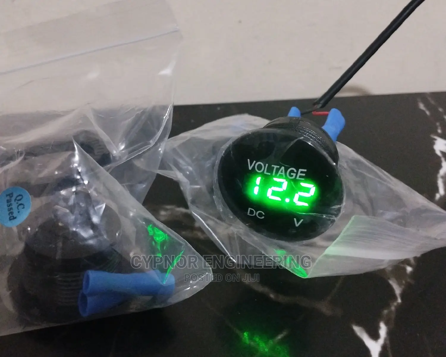 12v Voltage Meter