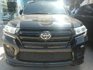 Toyota Land Cruiser 2017 Black