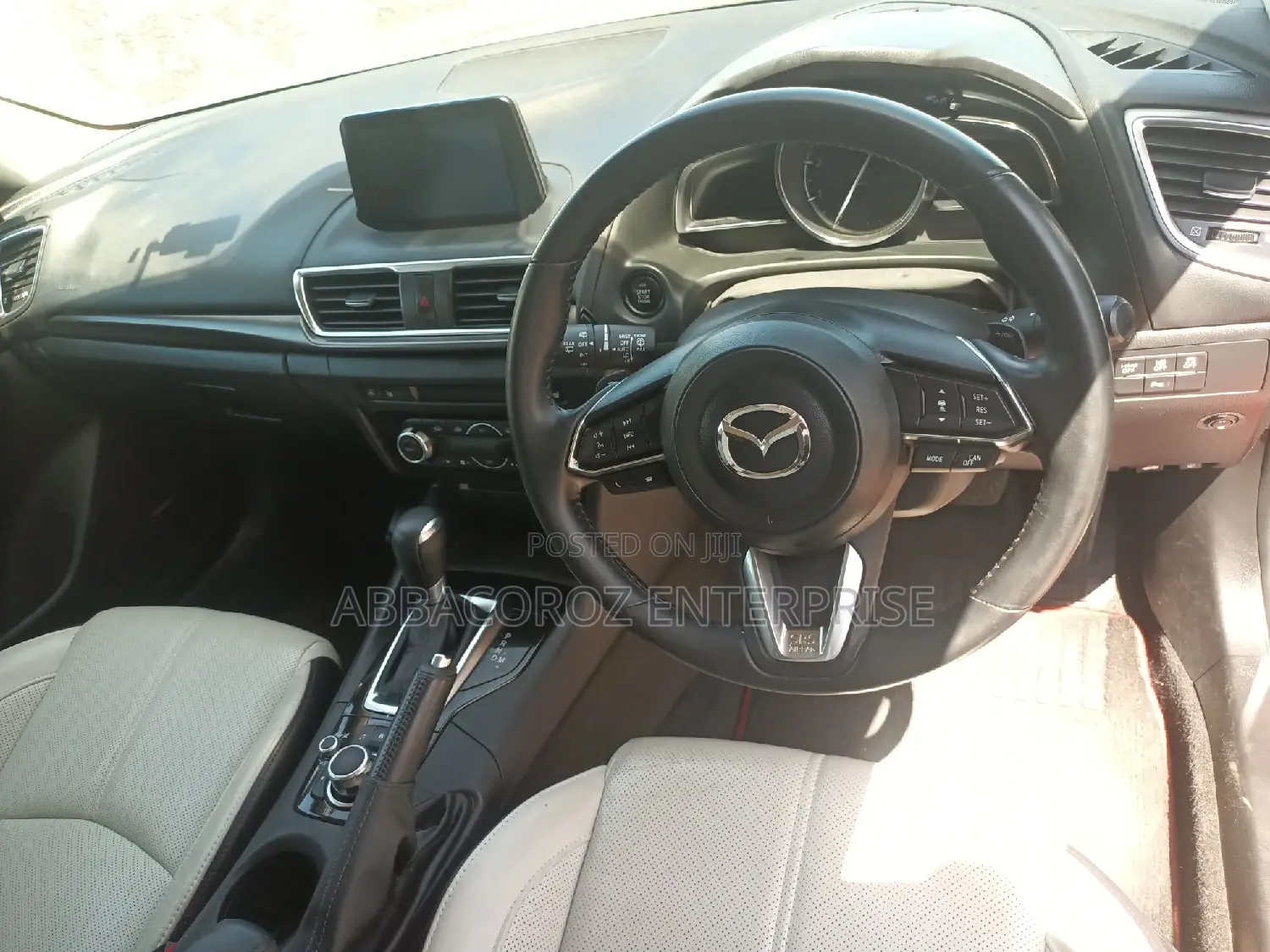 Mazda Axela 2017 Red