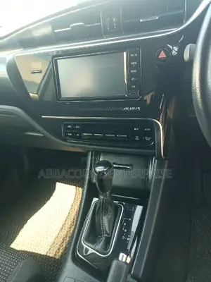 Toyota Auris 2016 White