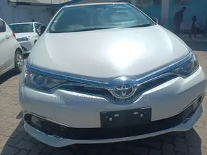 Toyota Auris 2016 White