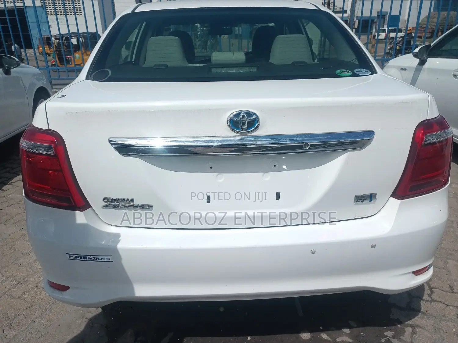 Toyota Axio 1.5 Hybrid 2WD 2016 White