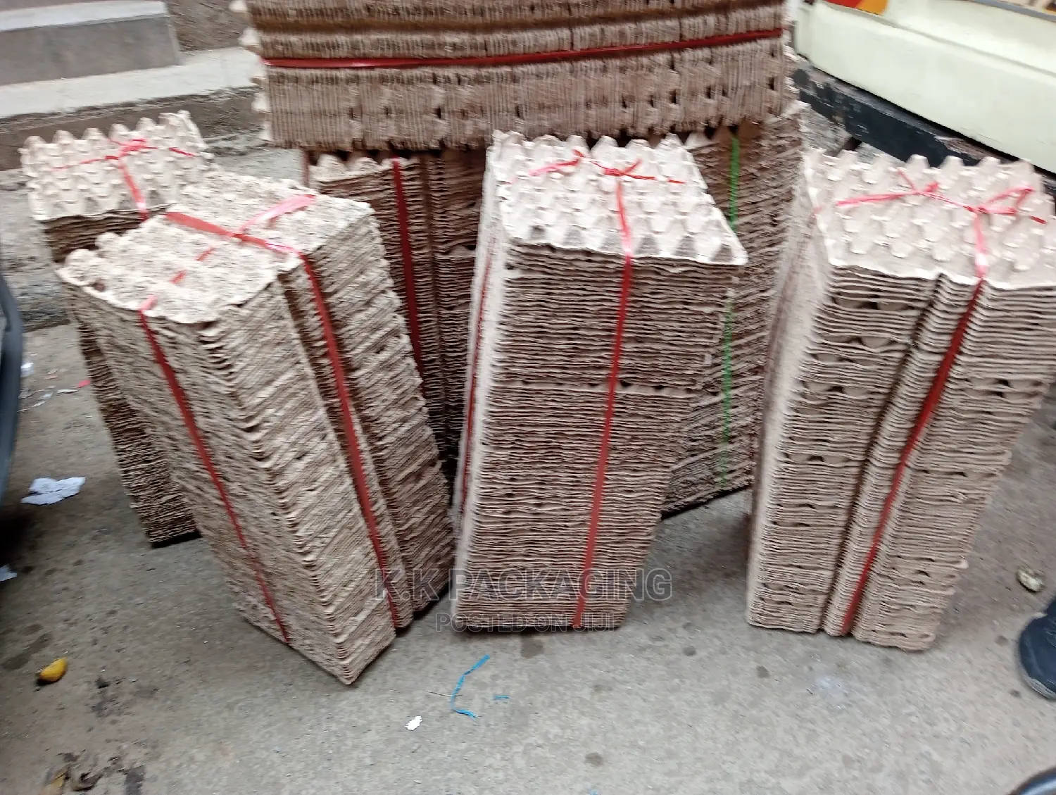  at 1500, 100pcs Egg Trays