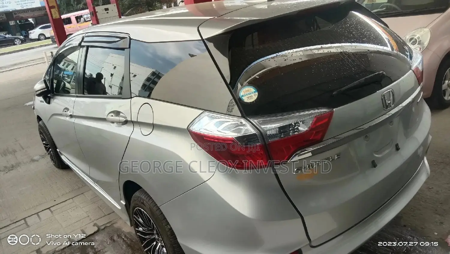 Honda Fit Shuttle 2016 Silver