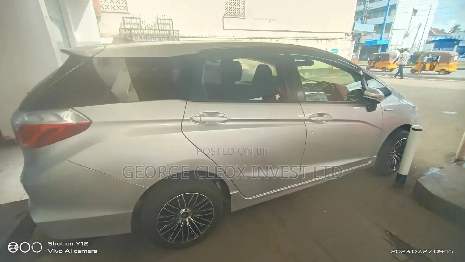 Honda Fit Shuttle 2016 Silver